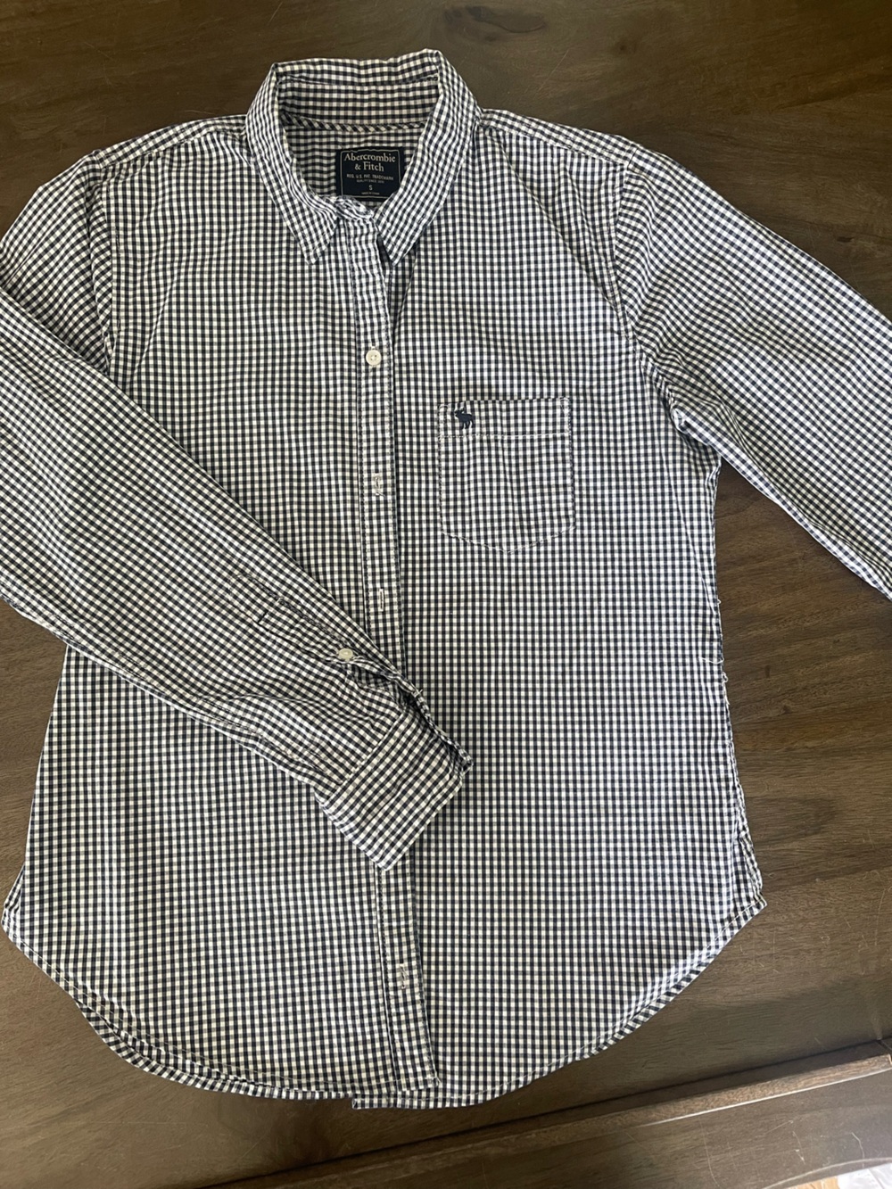 Abercrombie & Fitch Blue and White Small Men’s Button-Up Shirt